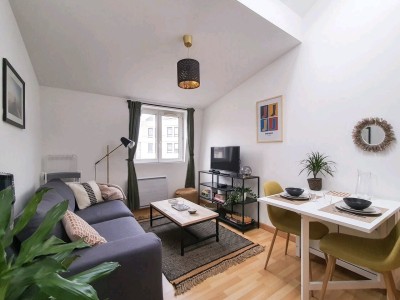 APPARTEMENT T1 A LOUER - LILLE CENTRE - 25 m2 - 740 &euro; charges comprises par mois