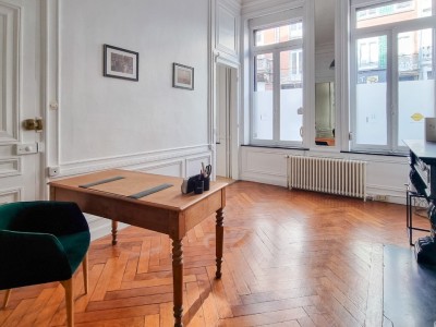 BUREAU - LILLE REPUBLIQUE - 37 m2 - RÉALISÉ