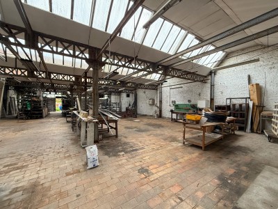 IMMEUBLE - LYS LEZ LANNOY LANNOY - 700 m2 - 436000€