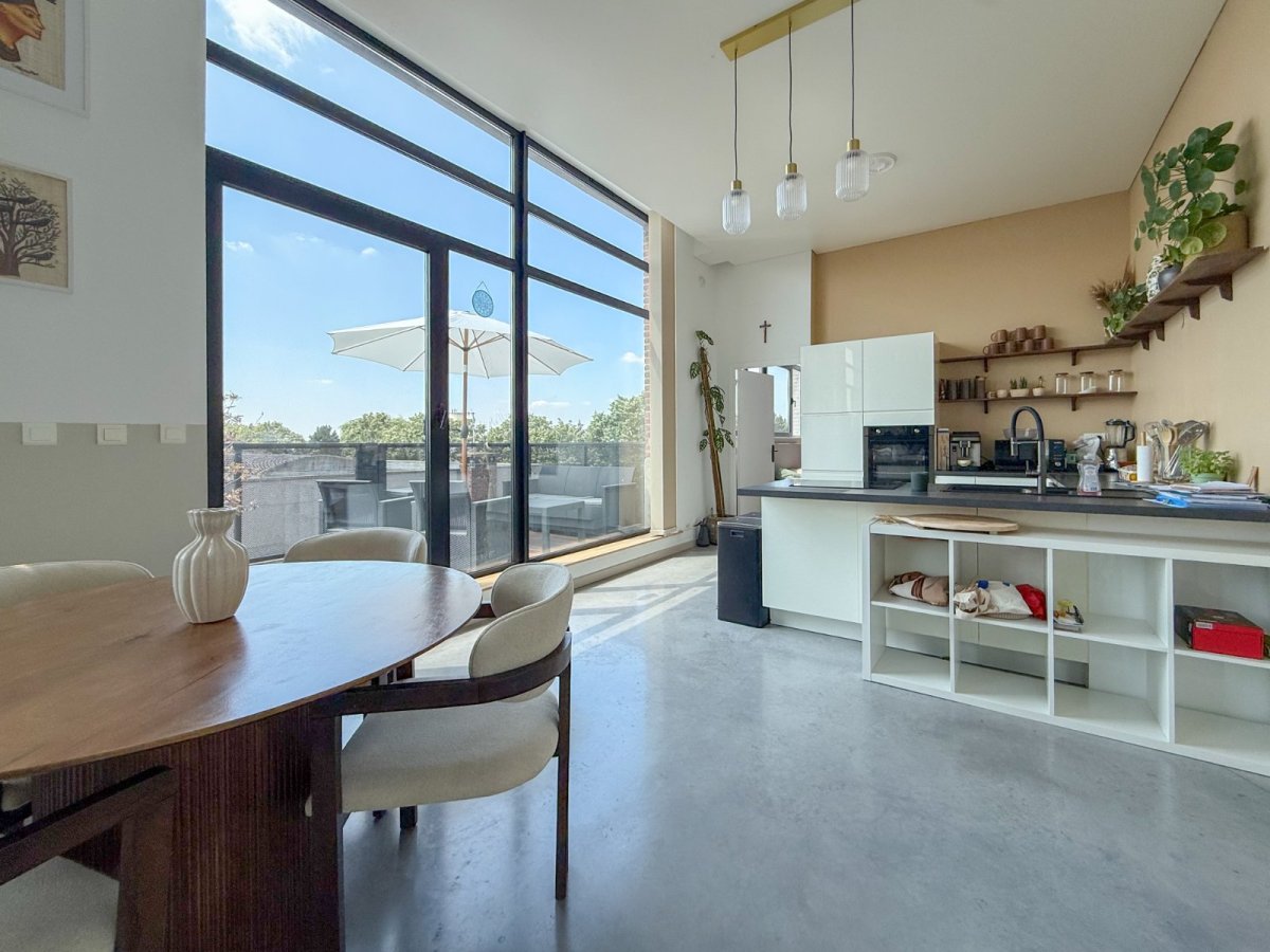 LOFT A VENDRE - CROIX - 72 m2 - 270 000 &euro;