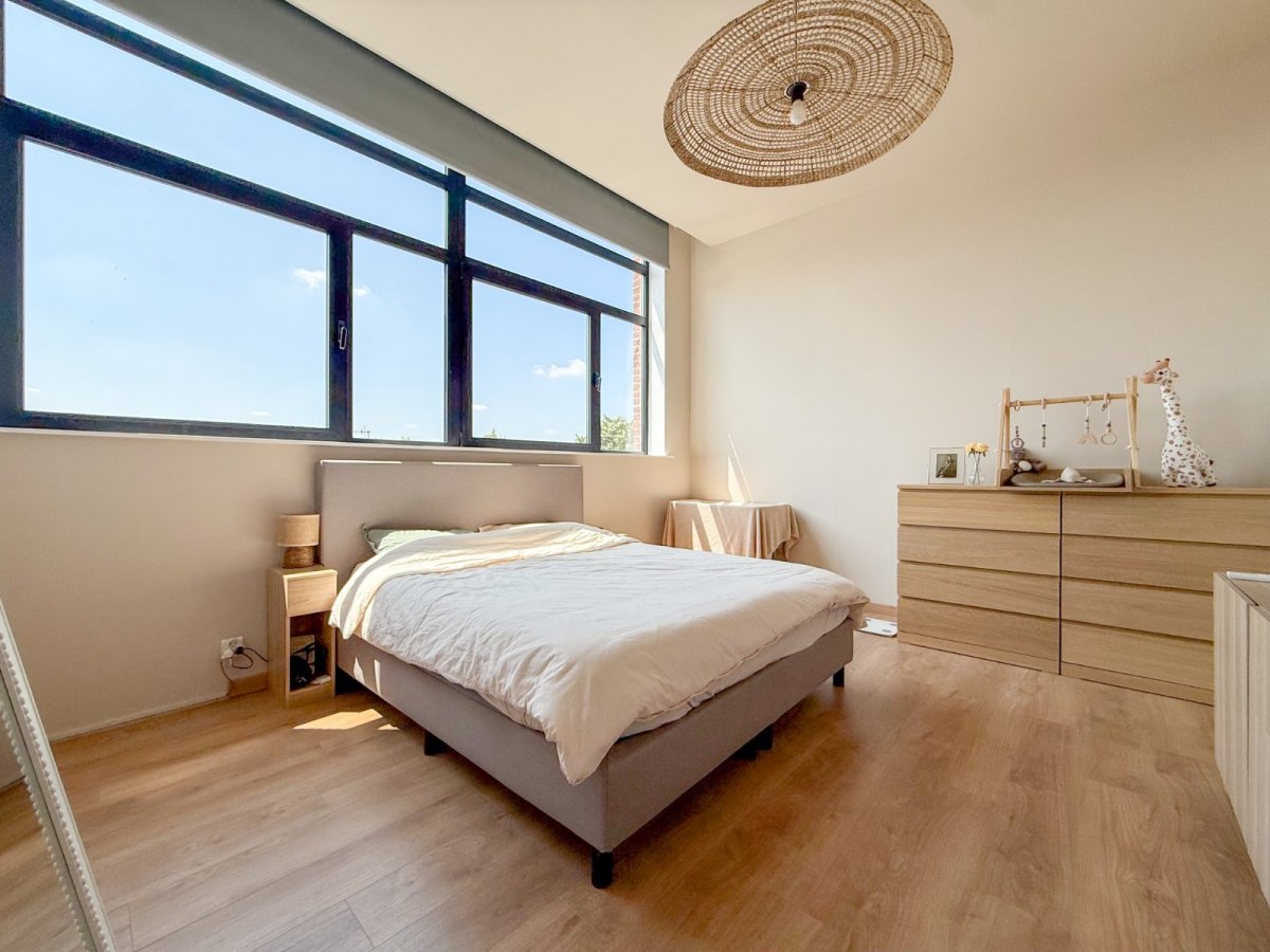 LOFT A VENDRE - CROIX - 72 m2 - 270 000 &euro;