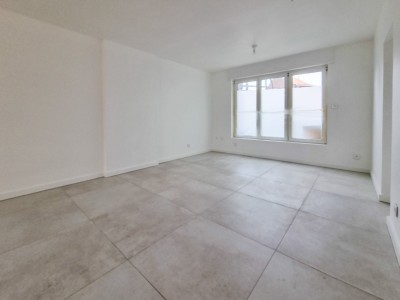 MAISON - LAMBERSART - 102 m2 - 372000 €