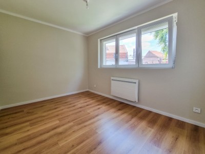 MAISON - LAMBERSART - 102 m2 - 372000 €