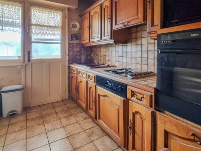 MAISON - LILLE LIMITE RONCHIN - 145 m2 - 270�000�&euro;