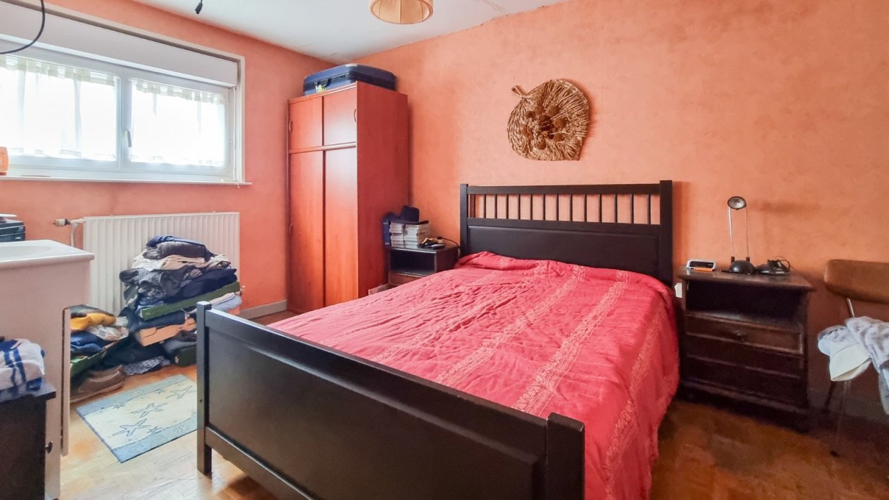 MAISON - LILLE LIMITE RONCHIN - 145 m2 - 270�000�&euro;