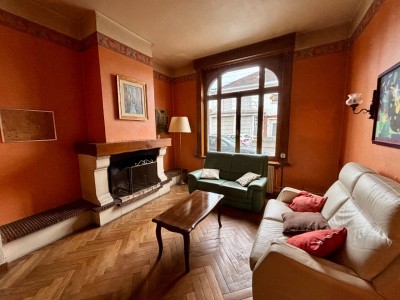 Maison Bourgeoise - 135m2 - SECLIN Centre-ville - 135 m2 - 262000€