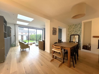 MAISON - VILLENEUVE D ASCQ - 85 m2 - 305000€