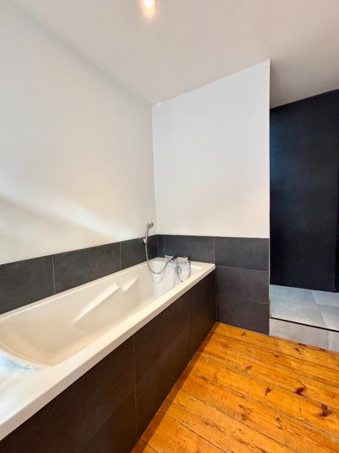 MAISON A VENDRE - VILLENEUVE D ASCQ - 65 m2 - 219�000�&euro;