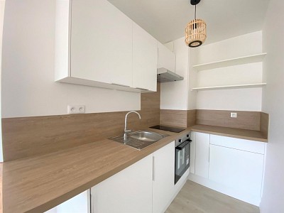 STUDIO - LILLE SAINT MICHEL - 30 m2 - LOUÉ