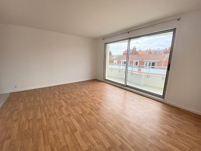 STUDIO - LILLE SAINT MICHEL - 30 m2 - LOUÉ