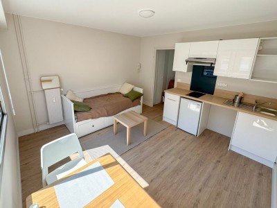 STUDIO A LOUER - LILLE VAUBAN ESQUERMES - 20.15 m2 - 620 € charges comprises par mois