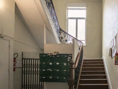 APPARTEMENT T1 A LOUER - LILLE CENTRE - 25 m2 - 740 &euro; charges comprises par mois