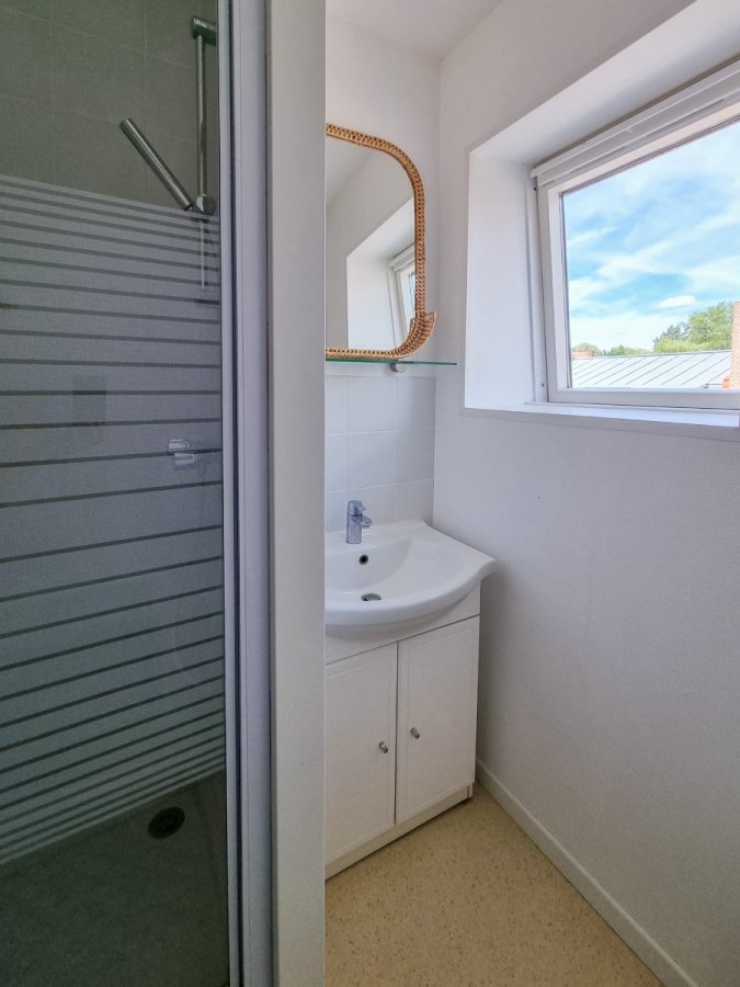 APPARTEMENT T1 A LOUER - LILLE LIMITE RONCHIN - 24 m2 - 560 &euro; charges comprises par mois
