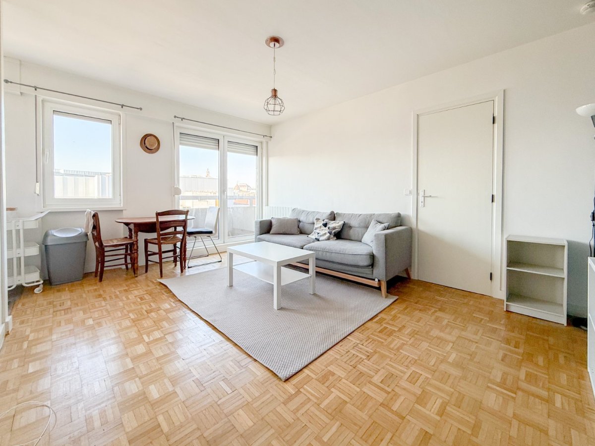 APPARTEMENT T2 A LOUER - LILLE HYPER CENTRE - 39 m2 - 787 &euro; charges comprises par mois