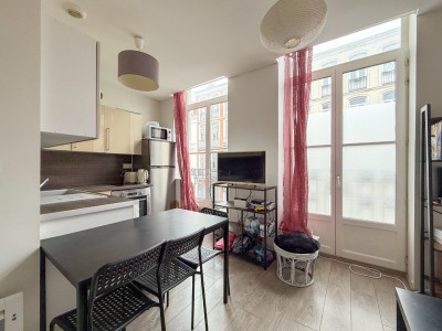 APPARTEMENT T2 A LOUER - LILLE REPUBLIQUE - 30.14 m2 - 800€ charges comprises par mois