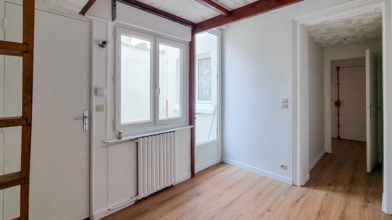 APPARTEMENT T2 A LOUER - LILLE VAUBAN - 36 m2 - 650 &euro; charges comprises par mois