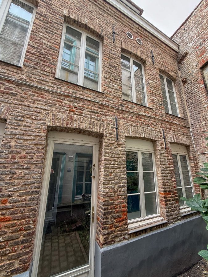 APPARTEMENT T2 A LOUER - LILLE VIEUX LILLE - 35.04 m2 - 850 € charges comprises par mois