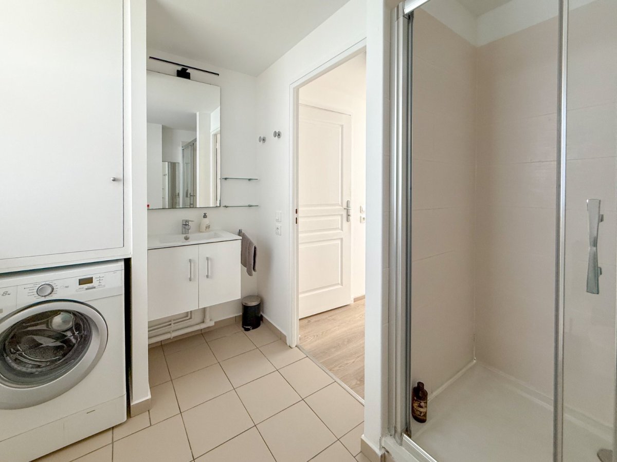APPARTEMENT T2 A VENDRE - LILLE QUAI DU WAULT - 42.46 m2 - 232 000 &euro;
