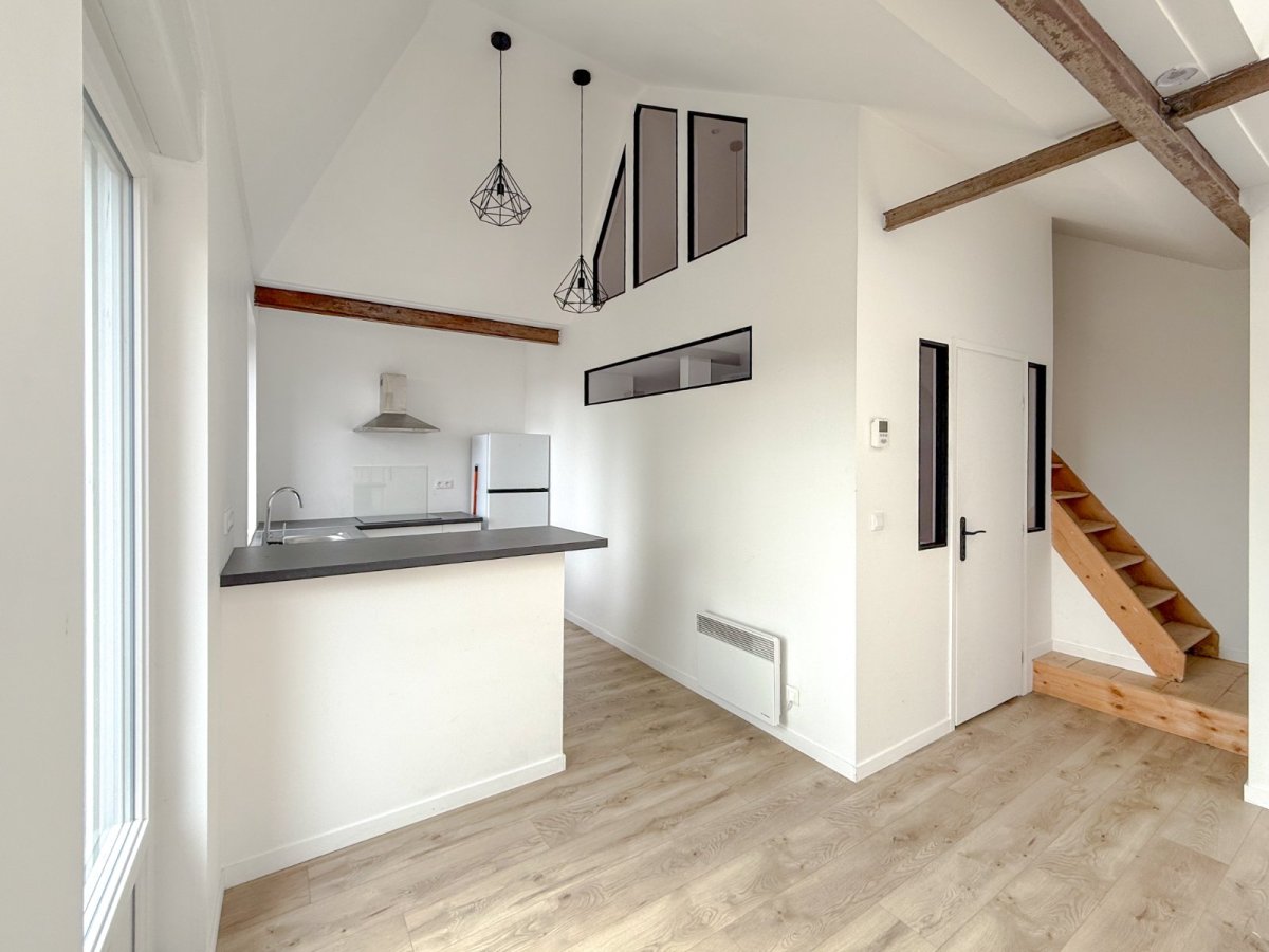 APPARTEMENT T2 A VENDRE - ROUBAIX - 36.74 m2 - 117 000 &euro;