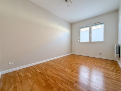APPARTEMENT T3 A VENDRE - LILLE VAUBAN   ESQUERMES - 74.75 m2 - 225000€