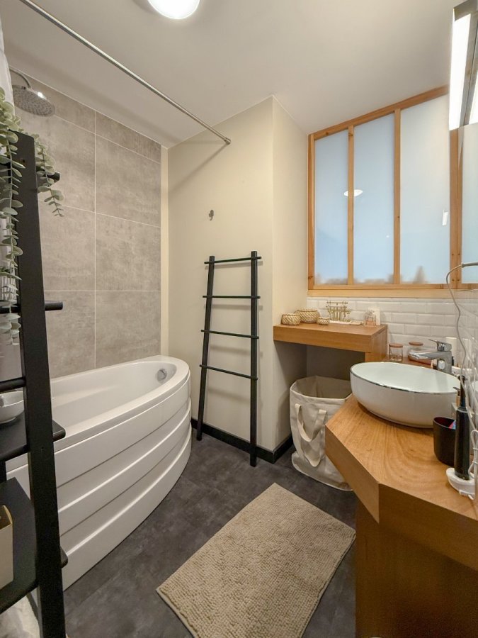 APPARTEMENT T3 A VENDRE - LILLE VAUBAN - 81.7 m2 - 262 000 &euro;