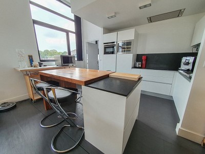 APPARTEMENT T3 - CROIX - 97.27 m2 - 330000€