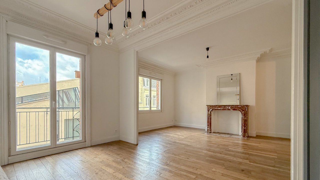 APPARTEMENT T4 - LILLE Proche Gare - 126 m2 - 495 000 &euro;